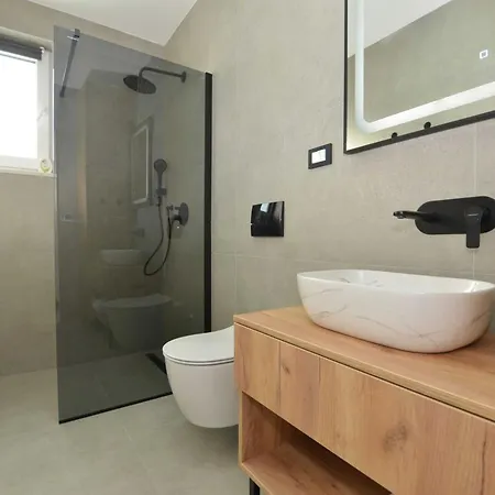 Вилла Refined And Inviting In