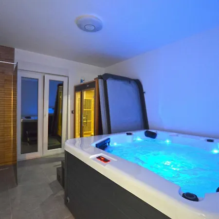 Refined And Inviting In * Канфанар