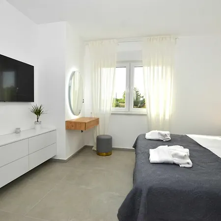 Вилла Refined And Inviting In